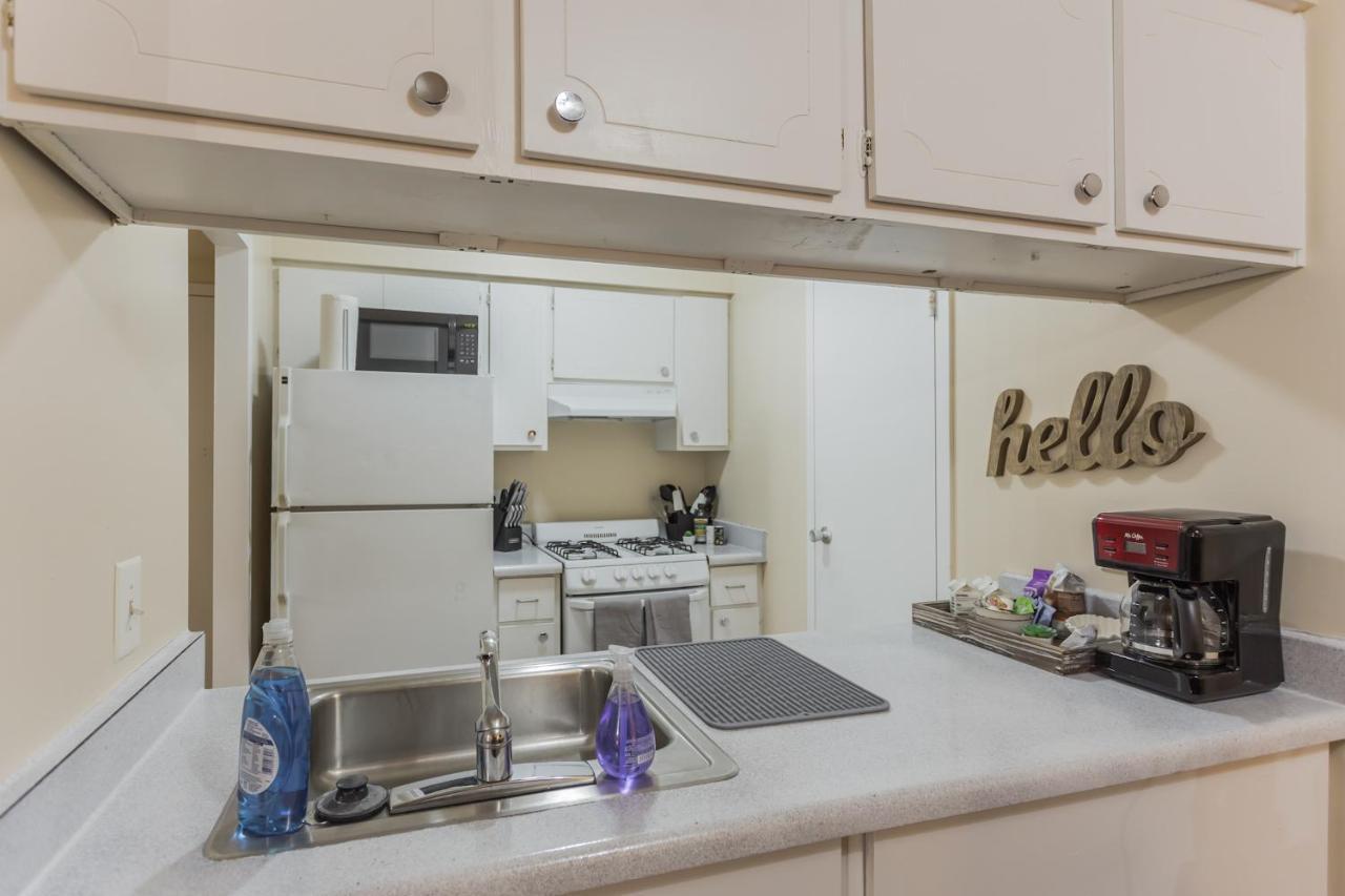 Studio In The Heart Of Memphis Apartment Bagian luar foto