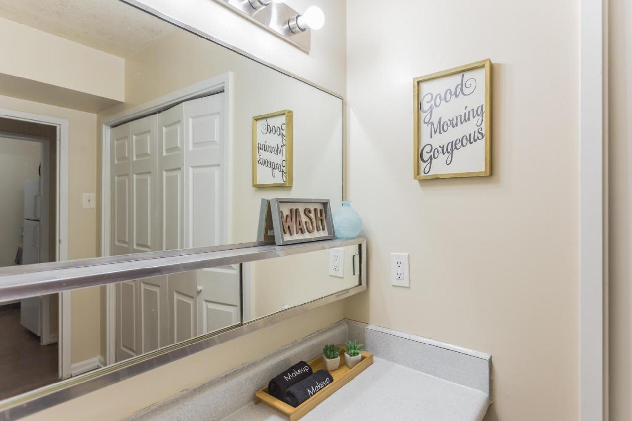 Studio In The Heart Of Memphis Apartment Bagian luar foto